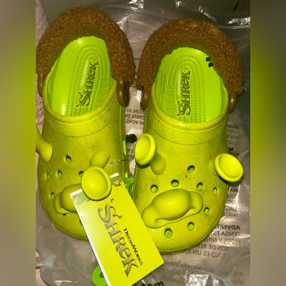 Shrek crocs